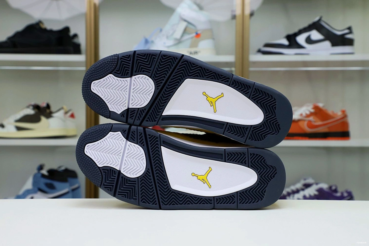 AIR 4 'LIGHTNING' 2021 AIR JORDAN RETRO JORDAN 0116